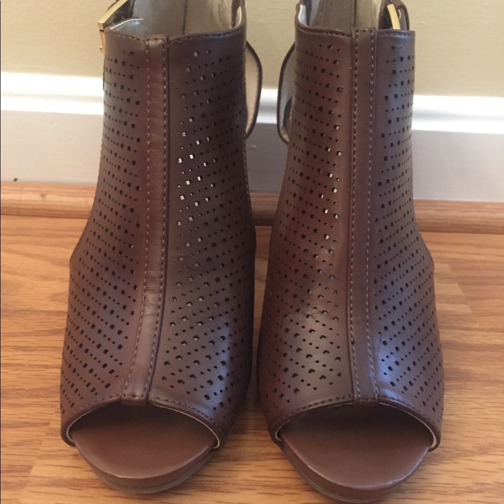 White Mountain Women’s Dreamy - Brown